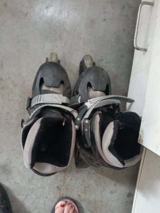 Patines en línea negros