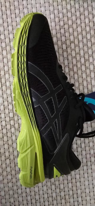 Deportivas Asics Kayano Negras y Verdes