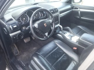 Porsche Cayenne 2004