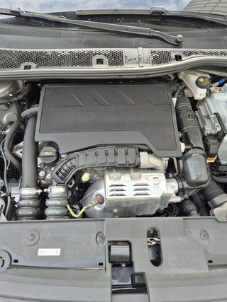 Opel Corsa 1.2T 100cv (2022) 68.300 km Etiqueta C