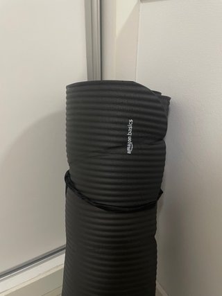 Esterilla de Yoga Amazon Basics Negra
