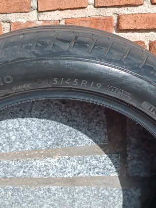Cubiertas Dunlop 245 / 45R / 19 SPORT MAX alemanas