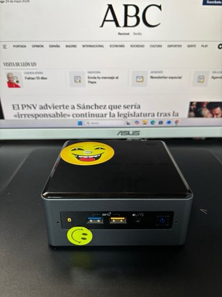 PC Intel Nuc i3 8th Gen - 8GB RAM no SSD