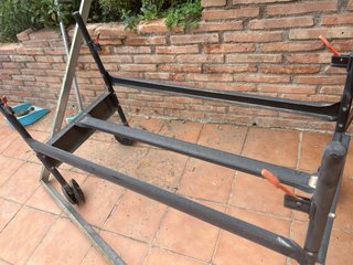 Soporte metálico para mesa ping pong