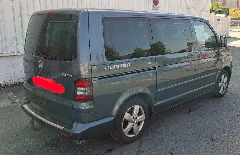 Multivan T5 UNITED 2009 - foto 1