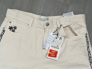 Pantalón Stradivarius crema XL nuevo