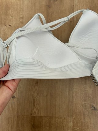 Parte de arriba bikini H&M blanca