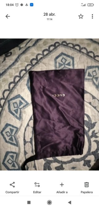 Funda de tela morada Gucci