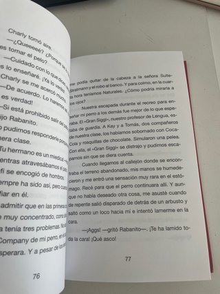Cuatro amigos y medio en... EL CASO DE LA PROFE...