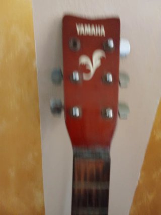 Guitarra Yamaha Acústica