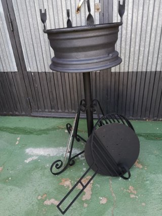 Barbacoa de hierro fundido