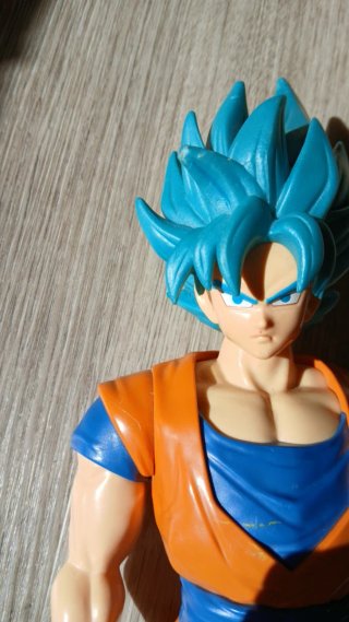Figura Goku Super Saiyan Blue - Dragon Ball