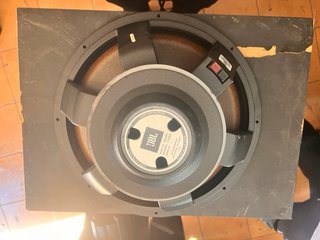 Cajón JBL 2242HPL 18” Subwoofer