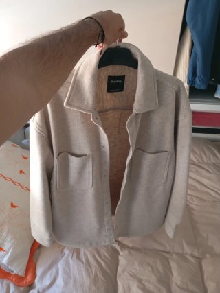 Chaqueta Bershka Beige