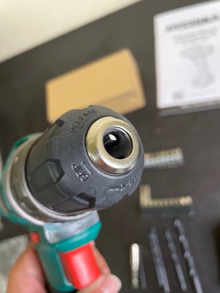 Taladro Atornillador HYCHIKA 12V Batería + Accesor