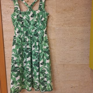 Vestido Pedro del Hierro verde y blanco