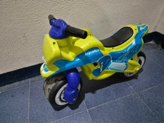 2 Motos correpasillos infantiles