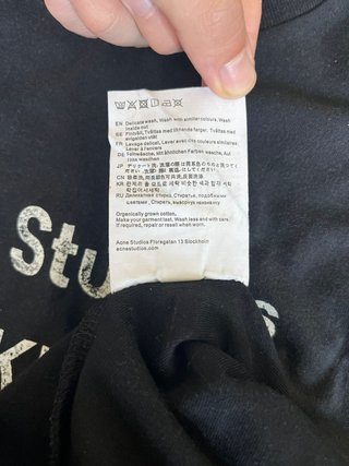 Camiseta Acne Studios Stockholm 1996 Negra