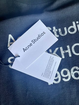 Camiseta Acne Studios Stockholm 1996 Negra
