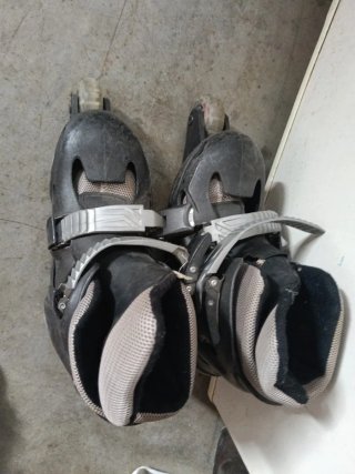 Patines en línea negros