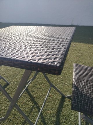 Conjunto mesa y sillas jardín