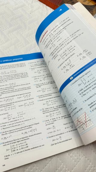 Libro matemáticas aplicadas a las CCSS 2°bachiller