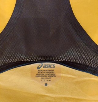 Camiseta deportiva Asics mujer negra