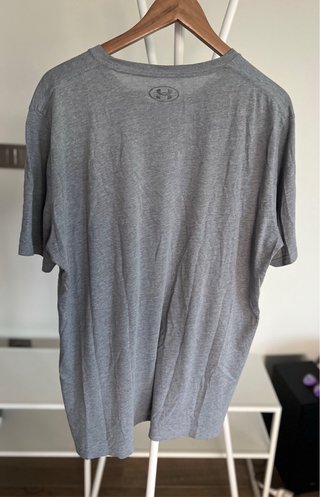 Camiseta Under Armour Gris Talla XL