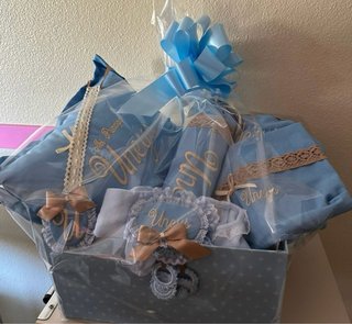 Canastilla bebé personalizada con nombre