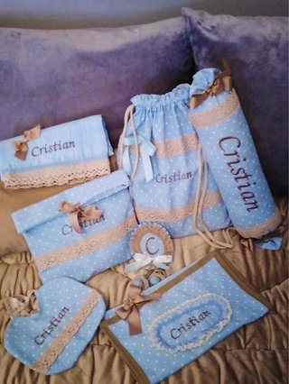 Canastilla bebé personalizada con nombre