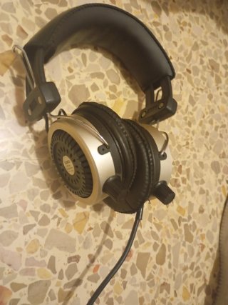 Cascos Seiko M-1078 DJ con regulador