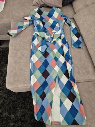 Vestido rombos manga larga con cinturón
