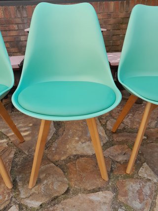 3 Sillas Sklum Verde Jade Nórdicas 16 euros cada