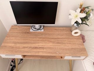 Escritorio y Silla de Oficina Marrón