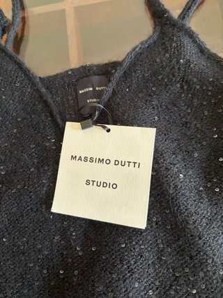 Top lentejuelas Massimo Dutti Studio a estrenar