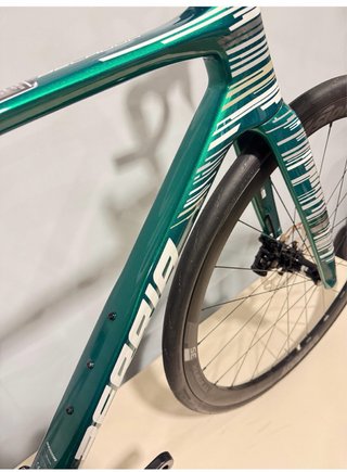 BERRIA BELADOR ELITE 105 Di2 2024 - Bici Carretera