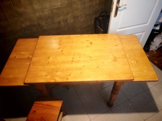 Mueble Castellano Madera Maciza + mesa + 4 taburet