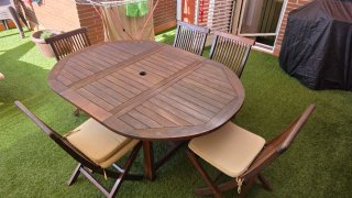 Mesa y 5 Sillas Teka Terraza/Jardín