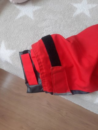 Chaqueta náutica roja y gris