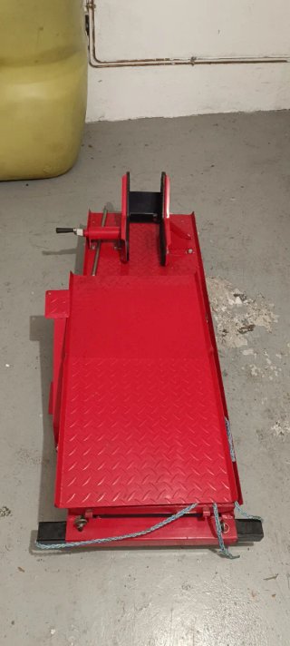 Elevador de Motos Rojo