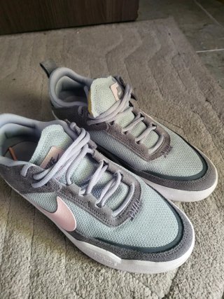 Nike SB Zoom Air Mujer Gris Rosa