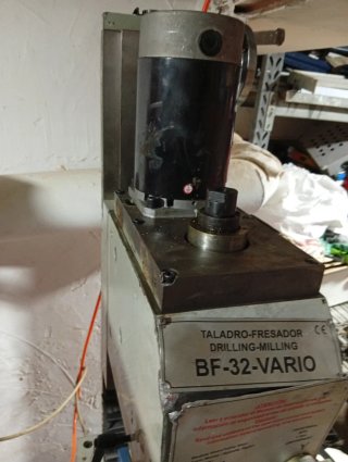 Fresadora de banco