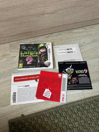 SOLO CAJA Y MANUALES Luigi Mansion 2 Nintendo 3DS