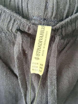 Pantalones fluidos pernera ancha Stradivarius