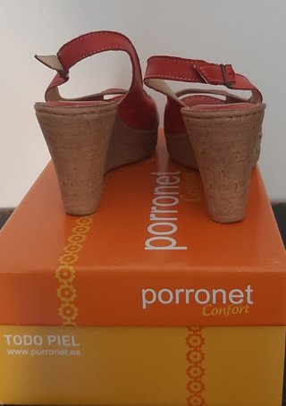Porronet Cuña Roja y Dorada Talla 36