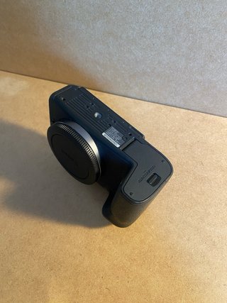 Canon EOS RP + Cage + 2 Baterías