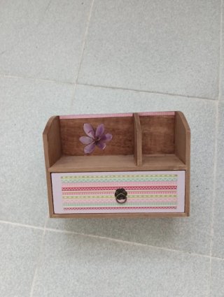 Armario organizador de madera con cajón