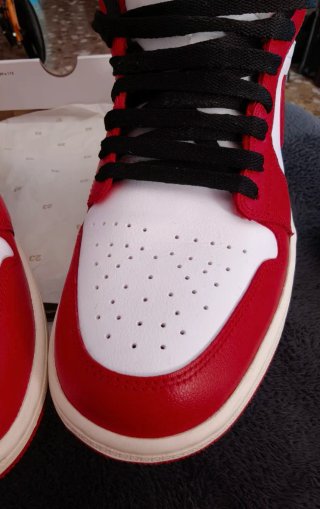 Jordan 1 Low Talla 44.5