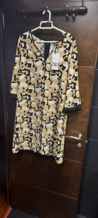 Vestido Zara estampado