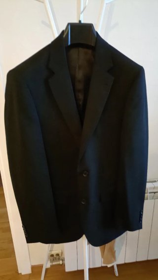 Traje de ceremonia negro para joven
